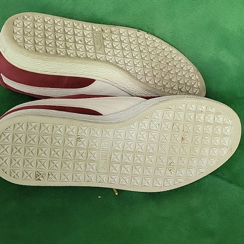 Puma Burgundy Sneakers - Picture 2 of 4